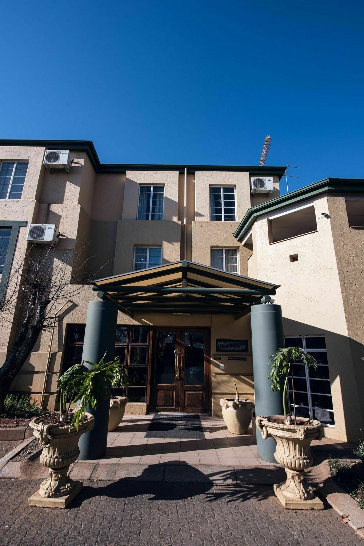Airport Inn Executive Suites Kempton Park Buitenkant foto