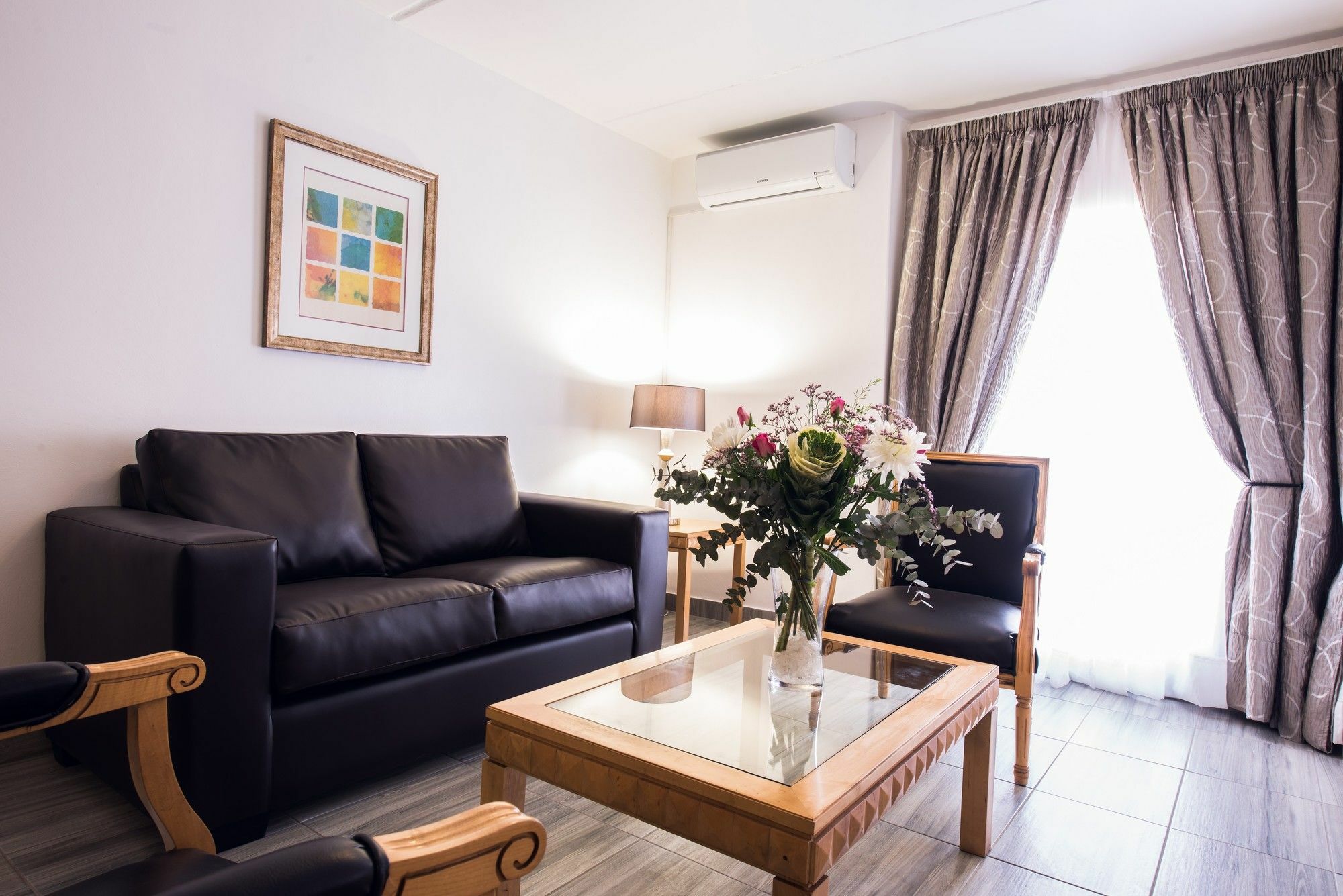 Airport Inn Executive Suites Kempton Park Buitenkant foto